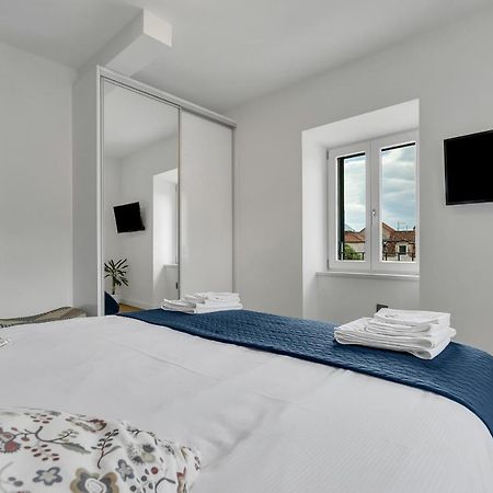 The Square Makarska, Lux App In The Heart Of The City Exterior foto